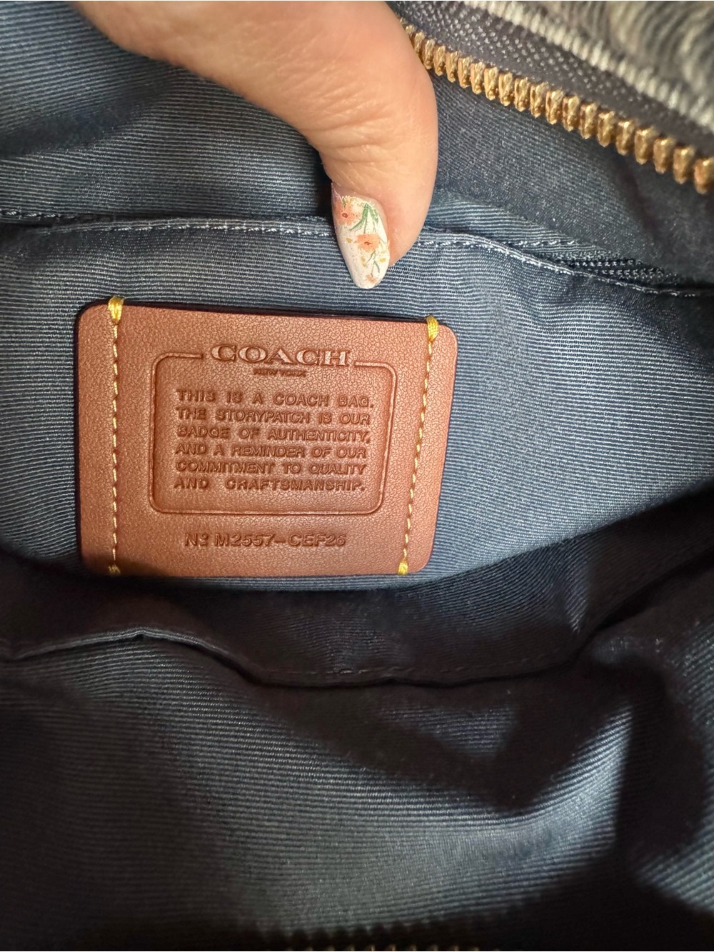 Coach Laurel bag in Loved Denim - Picture 5 of 9